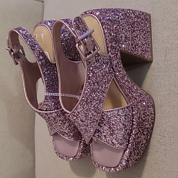 NWT!! Gianni Bini Platform Sandals - Picture 3 of 10